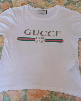 t-shirt Gucci Oversize taglia S Perfetta