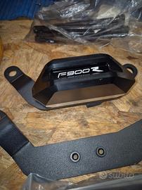 Protezioni laterali per BMW F900R