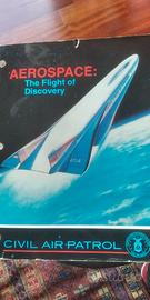 Libro Aerospace the Flight of Discovery