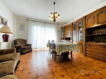 4 LOCALI A CISTERNA DI LATINA