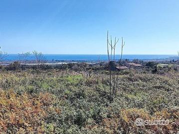 Fiumefreddo "Borgo Valerio" Terreno con ruderi