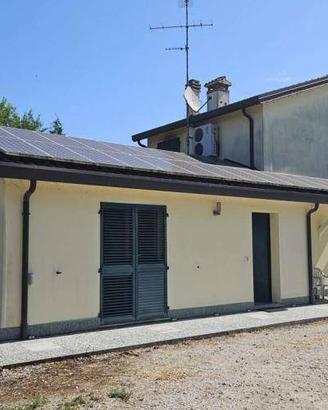 Immobile in asta di 519 m² con 3 locali a Ostellat