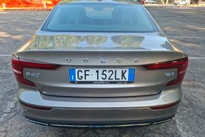 VOLVO S60 T4 ANNO 2021 - COME NUOVA