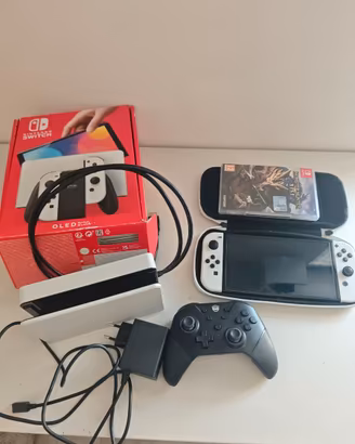 Nintendo switch OLED + Regali