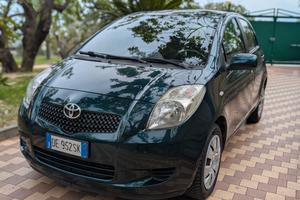 Toyota Yaris 5 porte 1.0 Benzina