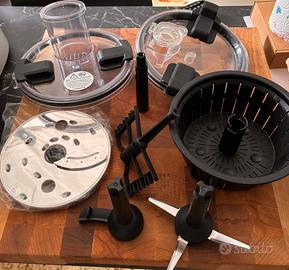 Robot multifunzione da cucina