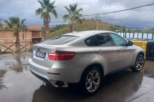 Auto BMW X6