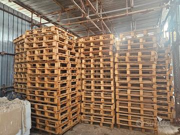 PALLET / PEDANE IN LEGNO NUOVE