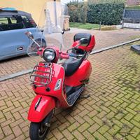 Vespa 300 super  Piaggio 