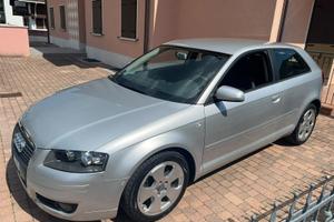 AUDI A3 2.0 16V TDI quattro Ambition
