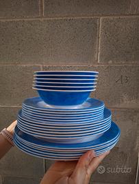 Set stoviglie di plastica per campeggio