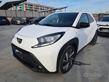 Toyota Aygo X automatica