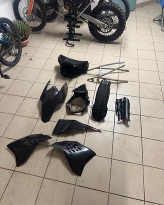 Kit Ktm exc sx telaietto, plastiche e serbatoio