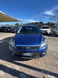 Ford Focus 1.6 (115CV) 5p. Bz.- GPL Titanium