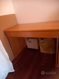 scrivania
