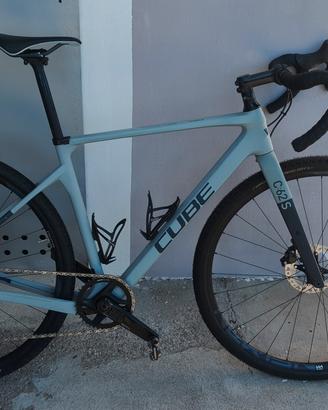 Gravel CUBE Nuroad C62 SL full carbon