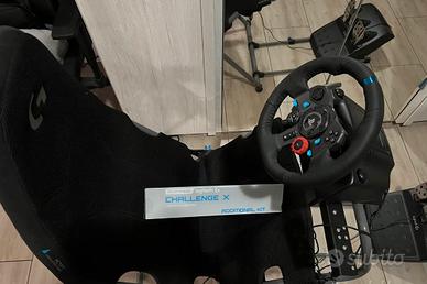 Sedile da corsa challange X logitech.