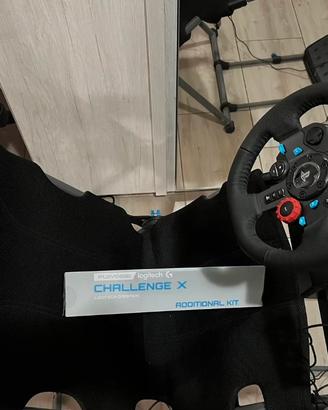 Sedile da corsa challange X logitech.