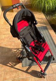 Passeggino super leggero Combi F2 - solo 3,8 kg