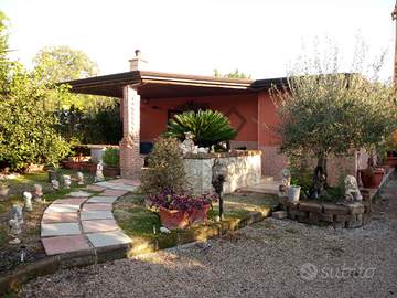 Casa singola con terreno