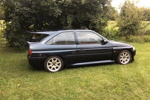 Ford escort cosworth