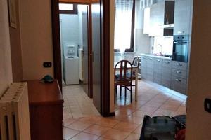 Casa arredata mq106 appartamento mq 59 box mq47