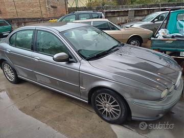 Jaguar x type 