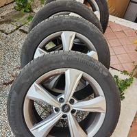 Set ruote Q5 2022 originali.