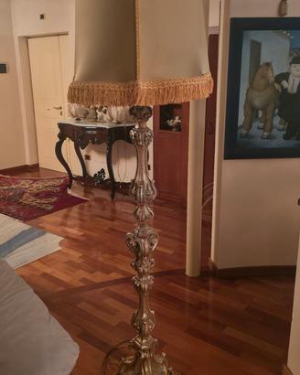 Lampada da terra 