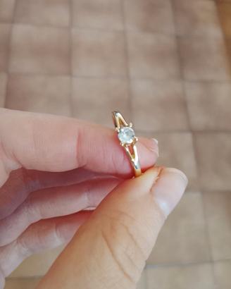 Anello oro placcato. Taglia 8