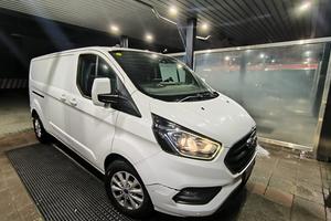 Ford Custom Titanium 2019 170cv automatico