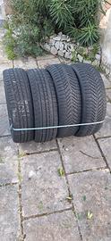 Gomme per auto 4 stagioni