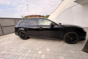 Audi A4 quattro S