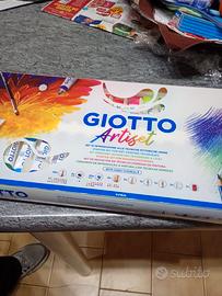 Set Giotto Artiset per tecniche pittoriche umide.