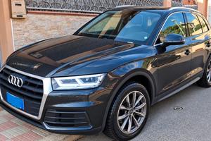 AUDI Q5 2.0 TDI 150 CV BUSINESS