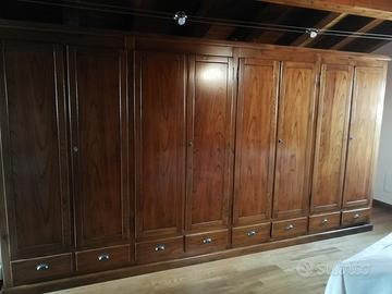 armadio arte povera colore noce