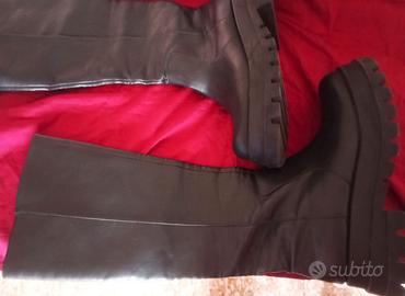 Stivali alti ZARA suola track n. 38 - Nero