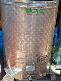 botti in vetroresina e inox +damigiane