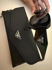 Occhiali da sole prada