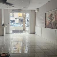 Locale commerciale a Jesi