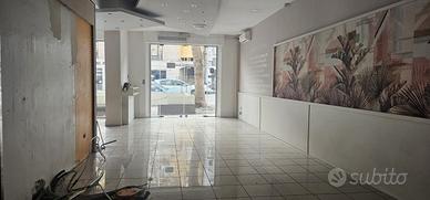 Locale commerciale a Jesi