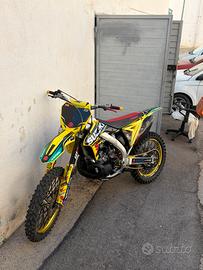 suzuki 250 AF