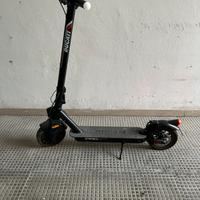Monopattino elettrico Ducati