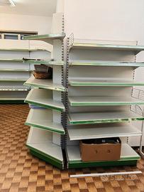 Scaffalatura 17 metri