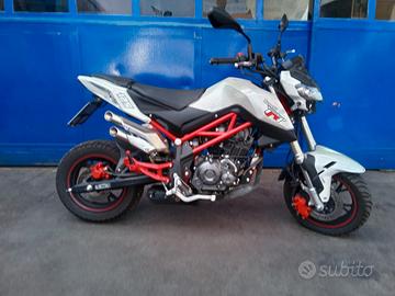 BENELLI TNT tornado 125 solo 4000 km !!