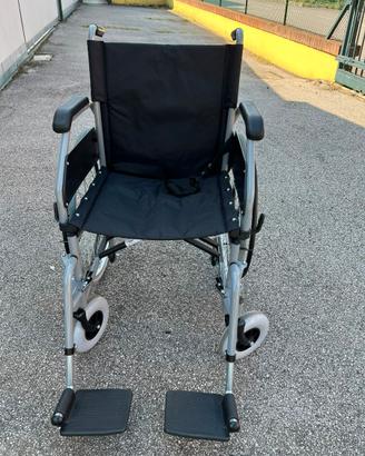 Carrozzina disabile nuova
