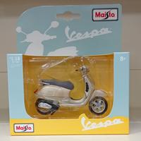 Modellino Vespa Piaggio GTS300 2017 Maisto 