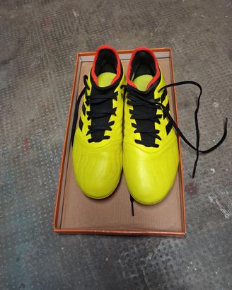 scarpe da calcio