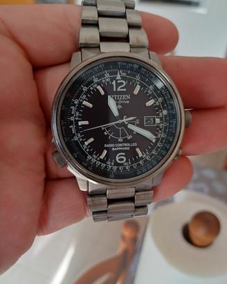 citizen radiocontrollato titanio 