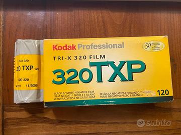 Rullini Tri-x 320 B/N 120 mm